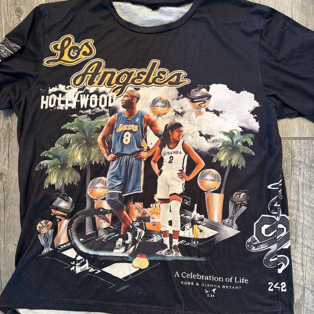 Kobe & Gianna Bryant Tribute T-Shirt LA Lakers 24 2 Double Sided Graphic